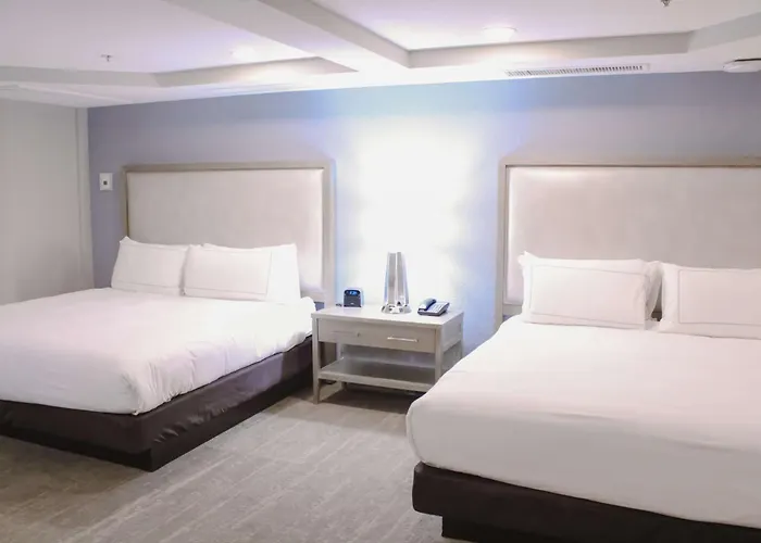 Doubletree By Hilton Phoenix