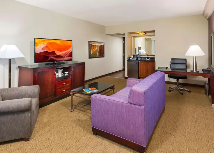 Doubletree By Hilton Phoenix