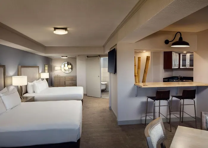 Doubletree By Hilton Phoenix