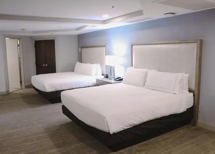 Doubletree By Hilton Phoenix